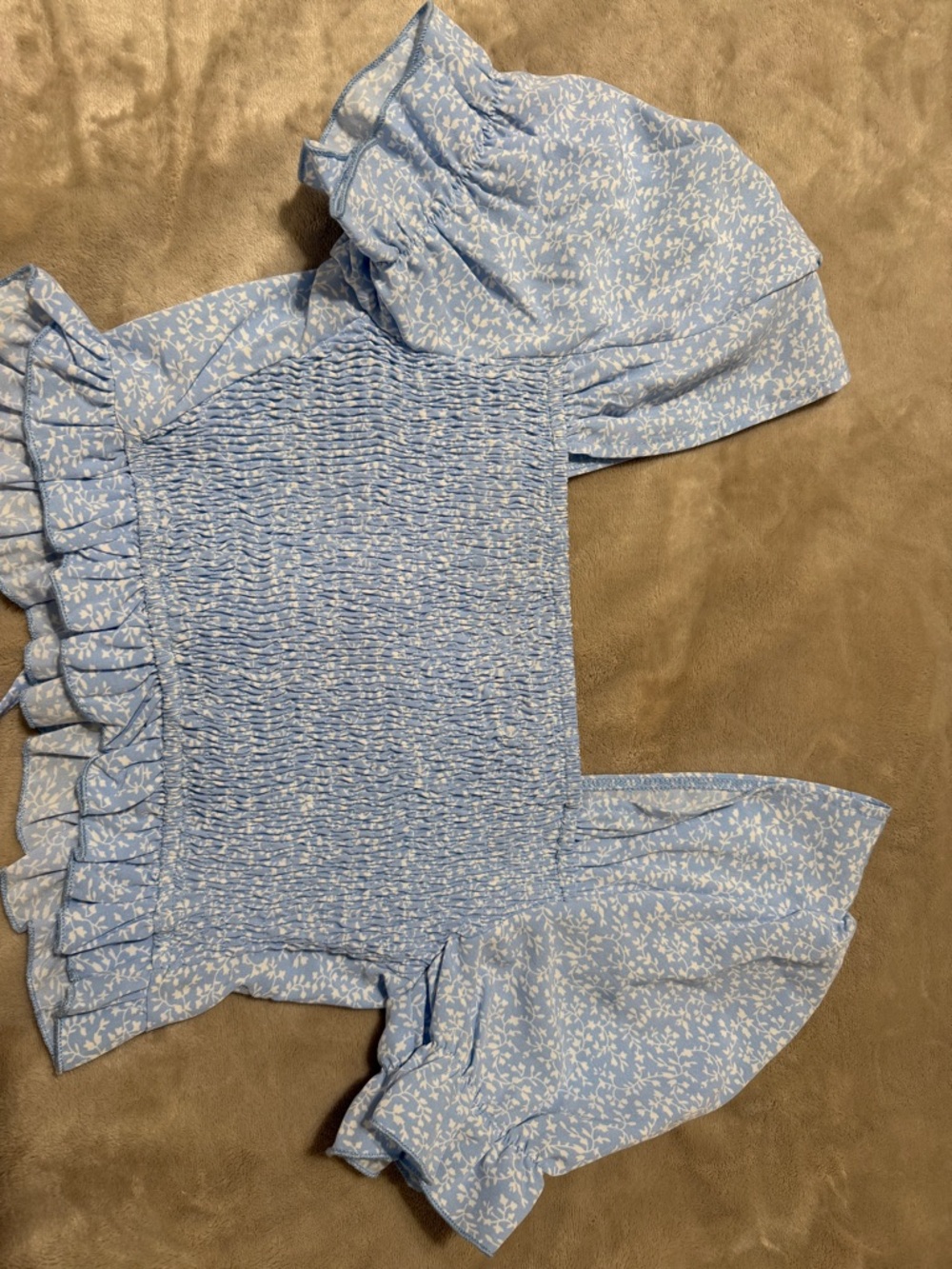 Light Blue Floral Ruffle Crop Top - Picture 2 of 4